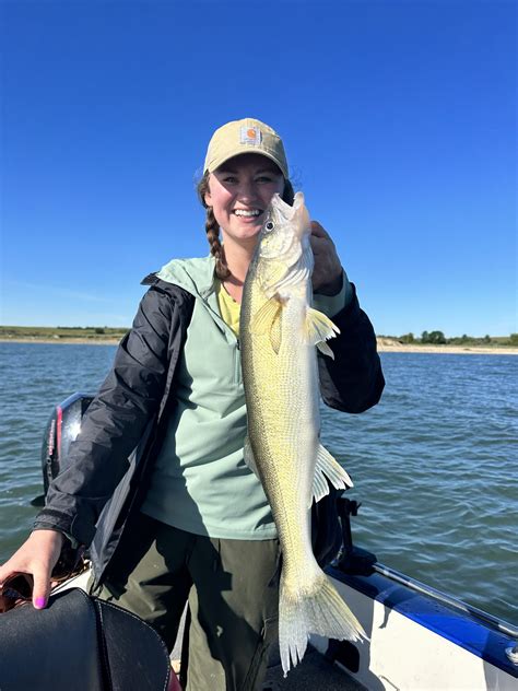 lake sakakawea boat rentals  Mark Himes, the commander of the Corps of Engineers […]Boat around Lake Sakakawea