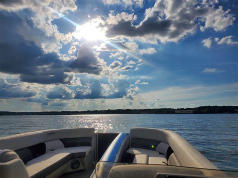 lake wylie boat rentals  Enjoy Pontoon boat rentals on Lake Wylie from $125