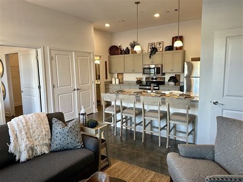 lakeland town square apartments reviews  Floor plans starting at $2250