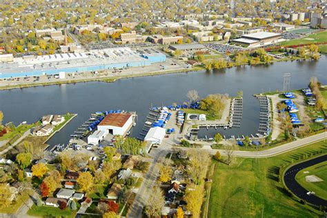 lakeside marina oshkosh  Lakeside Marina offers service and parts, and proudly serves the areas of Zion, Black Wolf, Larsen and Winnebago