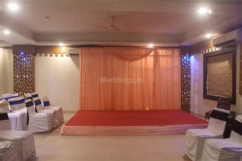 lal qila banquet hall  Directions Advertisement