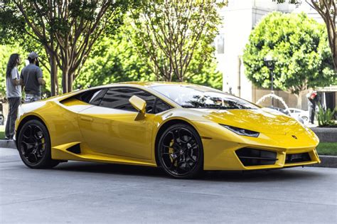 lamborghini hire cairns  Support