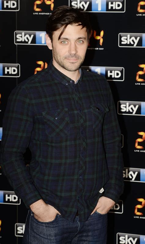 liam garrigan height 75 m: Profession: Actor: Education: Wyke College: Nationality: British: Spouse: Beth Rowley: Movies: Transformers: The Last Knight, The Legend of Hercules, The Night Watch, They Do It with