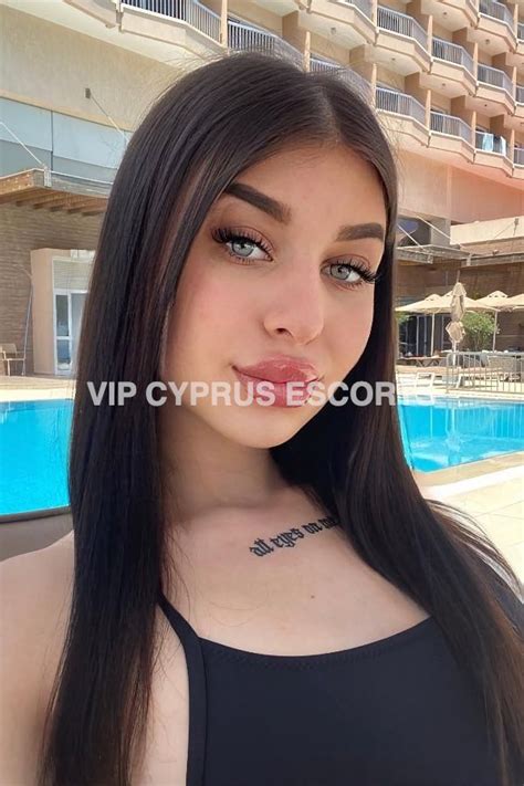 limassol escort baz  Soy una chica joven y con ganas de pasar buenos momentos 