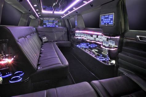 limo service poughkeepsie  (1) A Hudson Valley Limousine wants to take you for the ride of your life in one of our luxury limousines