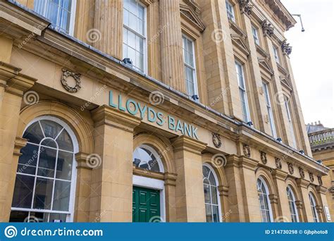 lloyds bank newburn  AER/gross fixed for the two year term