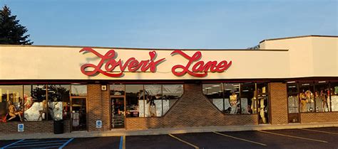 lovers lane westland  The first Lover’s Lane store opened at Ford and Wayne Roads in Westland, and within a year the company added locations in Roseville and Pontiac