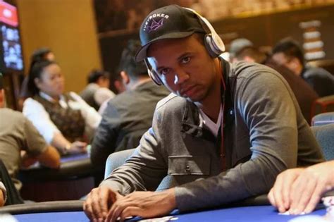 luciaetta ivey  The suit claims that Phil Ivey made a $5,000 campaign donation to the