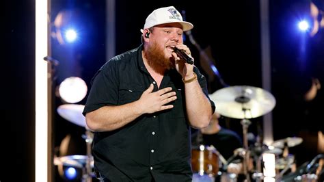 luke combs san bernardino  221417 fans Top tracks