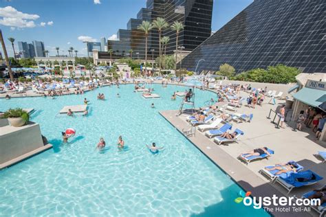 luxor las vegas swimming pool What are the warmest pools at hotels on or adjacent to the strip? I have read in online forums that Bally's is 80 degrees and that Luxor keeps a pool at 82 degrees