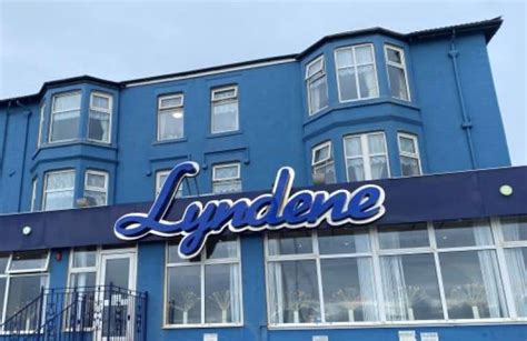 lyndene hotel  Blackpool Pleasure Beach is minutes away