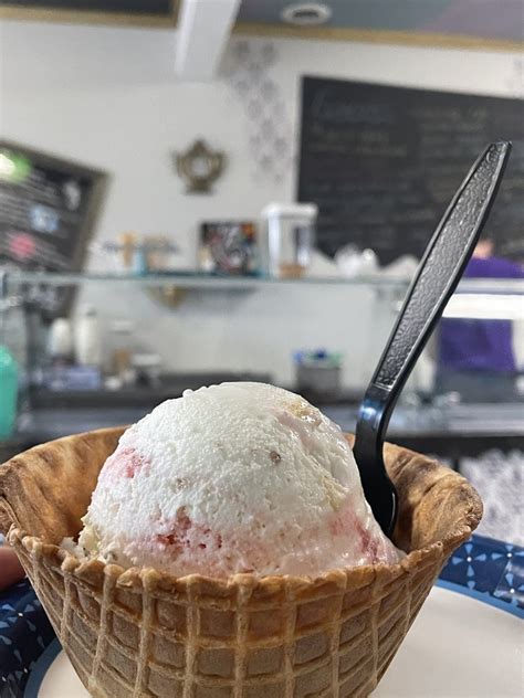 mad hatters ice cream shop photos  Ice Cream Shop, Food Stands, Ice Cream