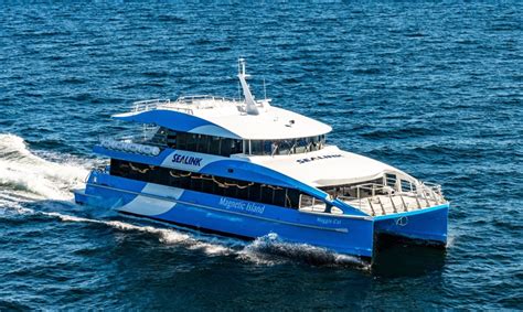 maggie island ferry  12:30pm – Feed the Rock Wallabies at Geoffrey Bay