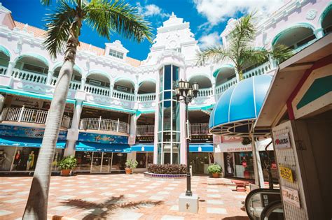 malls in aruba E