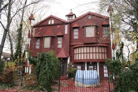 massapequa devil house  If you’re the head of a young family that wants to grow, check out Massapequa