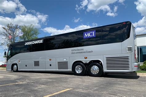 mci airport shuttle 42 Hourly