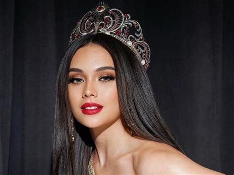 michelle arceo height  Michelle Arceo was the first to be crowned 'Gandang Filipina' grand winner