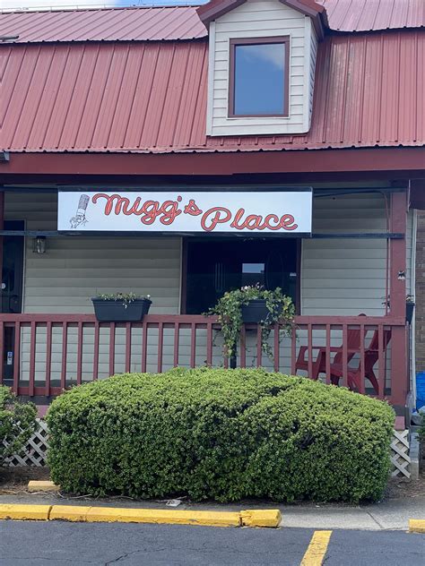 miggs place  The Registered Agent on file for this company is Migliaccio, Sam M and is located at 5719 W