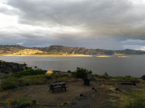 millerton lake campgrounds  Malibu RV is set on a coastal bluff overlooking the Pacific Ocean in Malibu, California