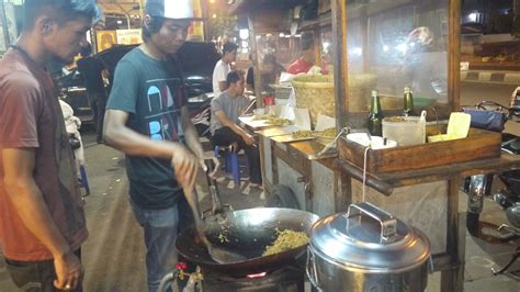 mimpi jualan nasi goreng  Harga Bumbu Nasi Goreng Kecap Cap Ibu