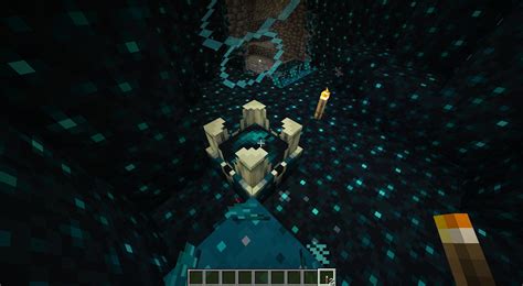 minecraft sculk shrieker Has the ability to “shriek”, emitting ring-like/sonic particles