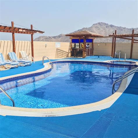 mirage hotel al aqah  Mirage Hotel is only a 1 minute drive to Al Aqah public beach