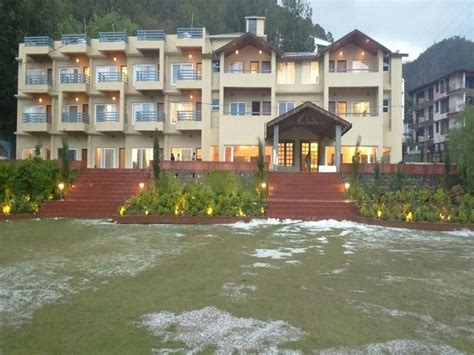 misty oaks bhowali To make one’s stay in Nainital memorable and truly magical, Foxoso Resort Misty Oaks, Bhowali, Nainital, one of the best and only resorts in Bhowali, Nainital is the most ideal choice