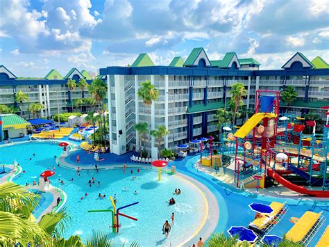 moa waterpark hotel  2141 Lindau Lane, Bloomington, Minnesota, USA, 55425