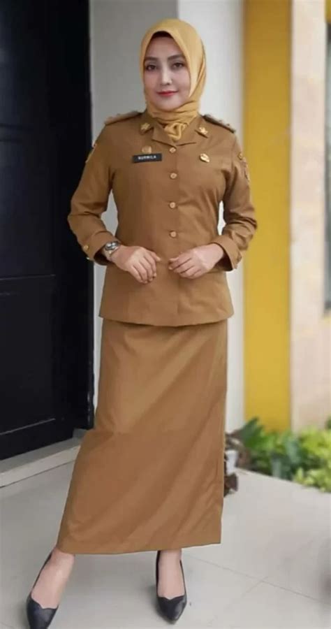 model baju dinas perawat terbaru 000