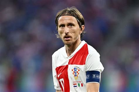 modric or 85x10  No completed squads were found