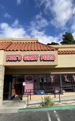 moe's giant pizza  Lennie's