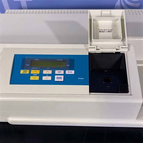 molecular devices 384 well microplate reader  x