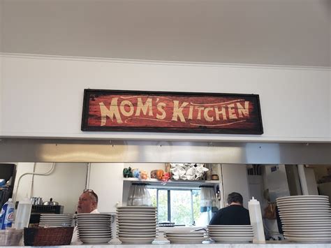 mom's kitchen north bend menu  Dishner's Fine Foods menu #31 of 118 places to eat in North Bend