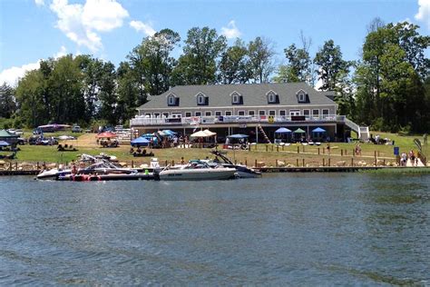 moo thru lake anna photos This Lake Anna water access building lot is 1