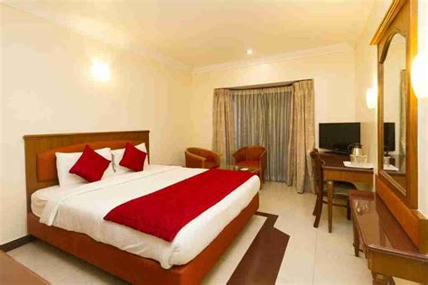 mota varachha oyo hotel contact number  Surat, gujarat - 394 101, which is located in Surat District of Gujarat State