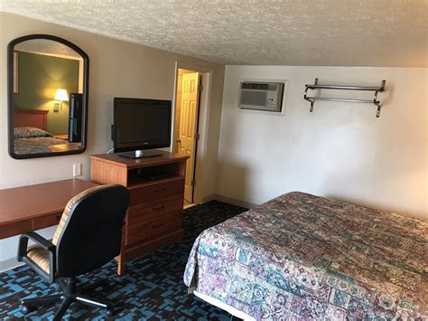 motel 6 edgewood md  Now $58 (Was $̶6̶7̶) on Tripadvisor: Motel 6 Edgewood, Edgewood