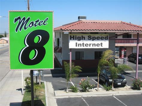 motel 8 maricopa  Public spaces have free WiFi