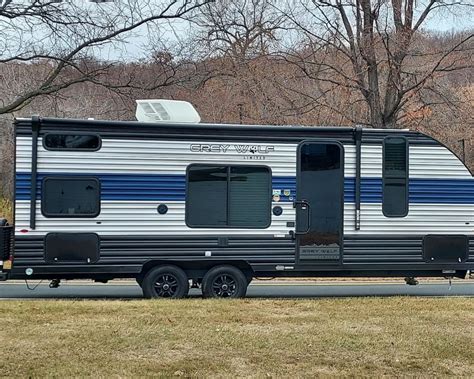 motorhome rentals in champaign  40' Thor