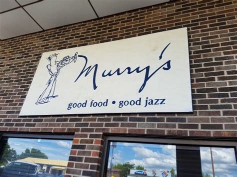 murray's restaurant columbia mo  onion soup, pretzels, beer and schn