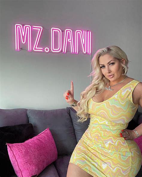 mz dani escort Moderator