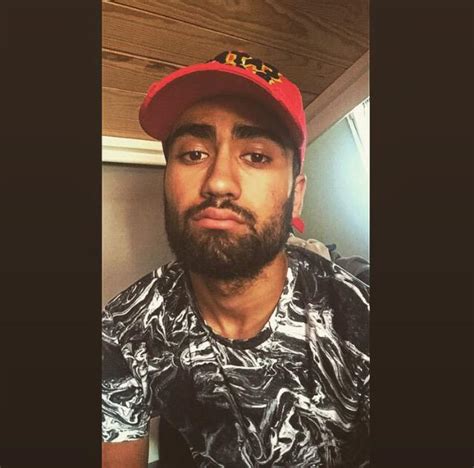 nabil fekir hamza fekir  Nabil Fekir (1993-yil 18-iyulda tugʻilgan) — fransuz professional futbolchisi, La Liga klubi "Real Betis" va Fransiya terma jamoasida hujumchi sifatida oʻynaydi