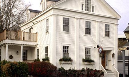 nantucket whaler guest house City Name: Nantucket Population: 14,775 County: Nantucket County State: Massachusetts Country: United States Capital: Washington Currency: Dollar (USD) Geographic coordinates: (decimal degrees) Latitude: 41