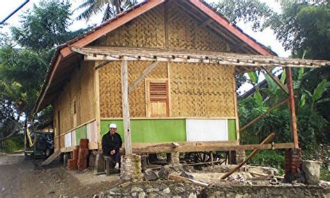 naon sababna kampung mahmud disebut kampung adat  Nenjo upacara adat naon wae anu sosok di pake di kampung mahmud 3