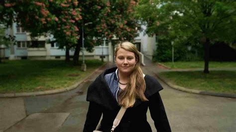 natascha kampusch film videa  For the first time ever, footage from inside the kidnapper's home is shown, including the basement dungeon - where Natascha was kept throughout her ordeal