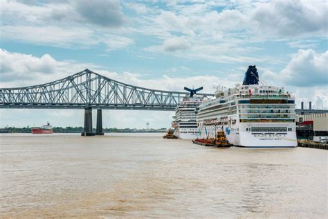 new orleans hotel close to cruise port  Cuisines: Cajun & Creole