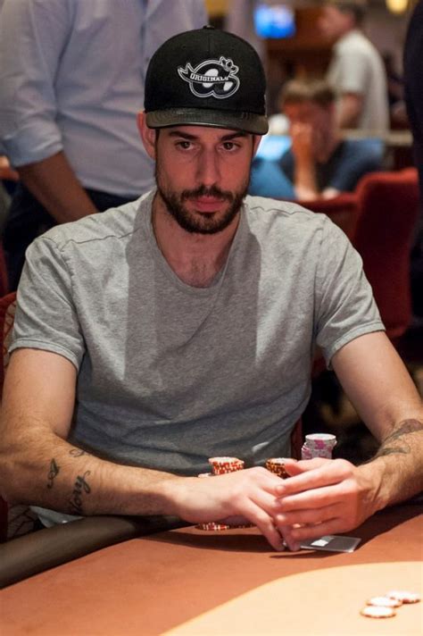 nick schulman hendon  [1] [2] He was ranked by Pocketfives