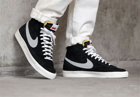 nike blazer black  SB Zoom Men's Blazer MID Black/White 864349 010 KC