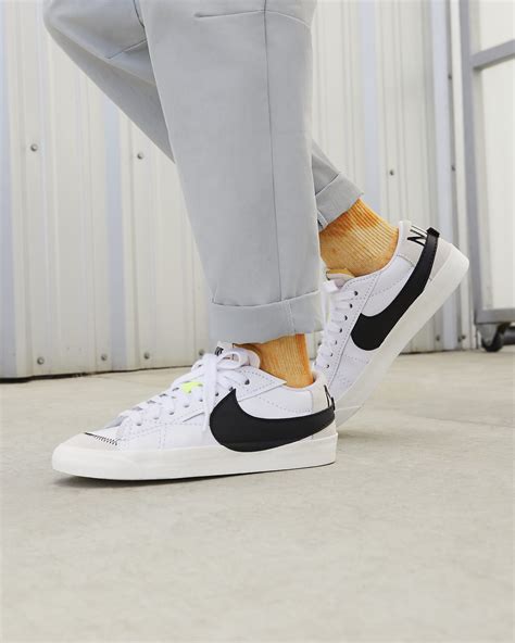 nike blazer low mens  Find Mens Lifestyle Shoes at Nike