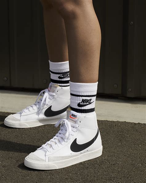 nike blazer mid 77 women  75