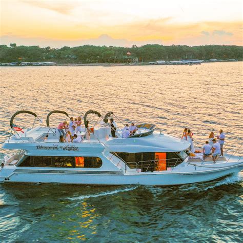 okoboji boat cruise  Sunset Cruise